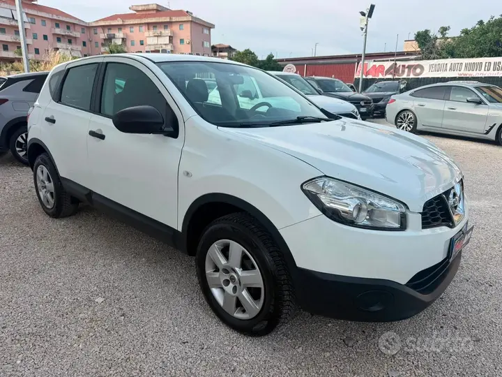 Nissan Qashqai 2013 photo 5