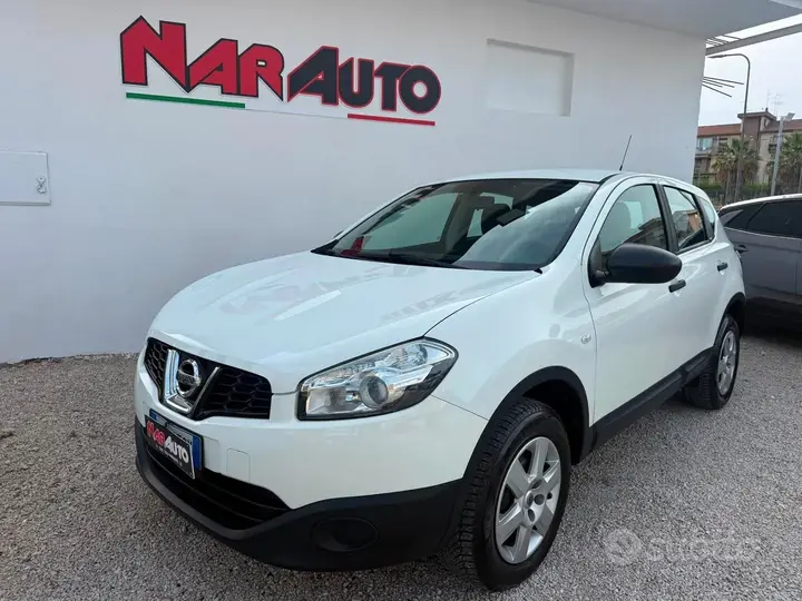 Nissan Qashqai 2013 photo 2