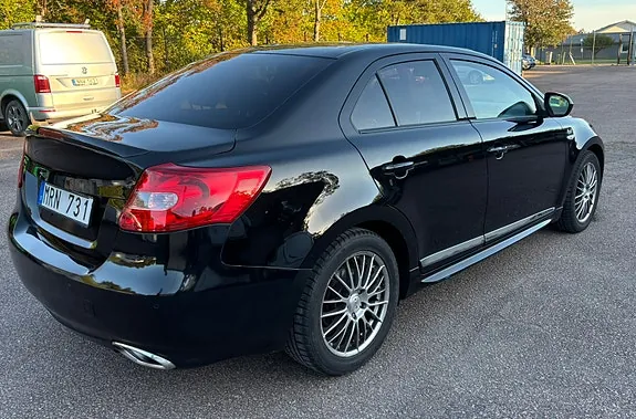Suzuki Kizashi