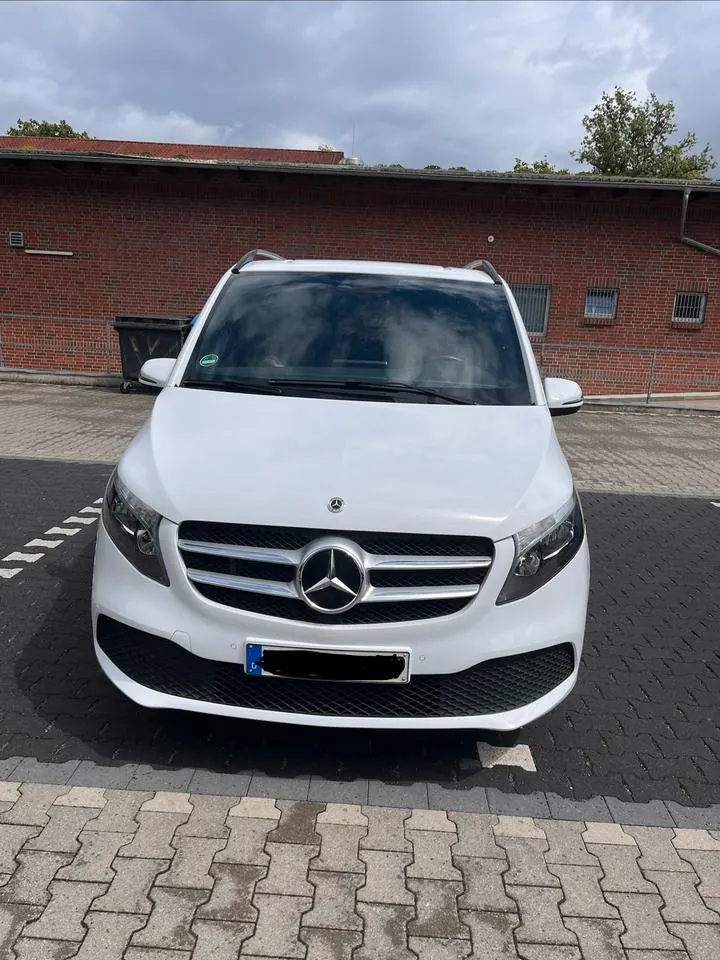 Mercedes-Benz V 220 Rise