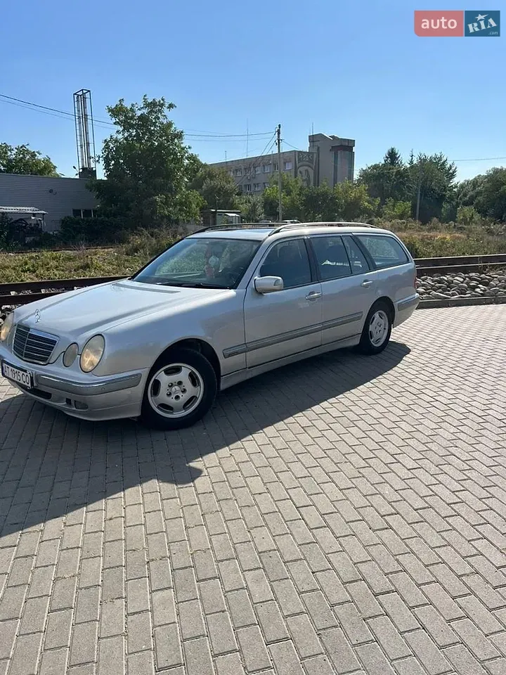 Mercedes-Benz E-Class 2000 photo 3