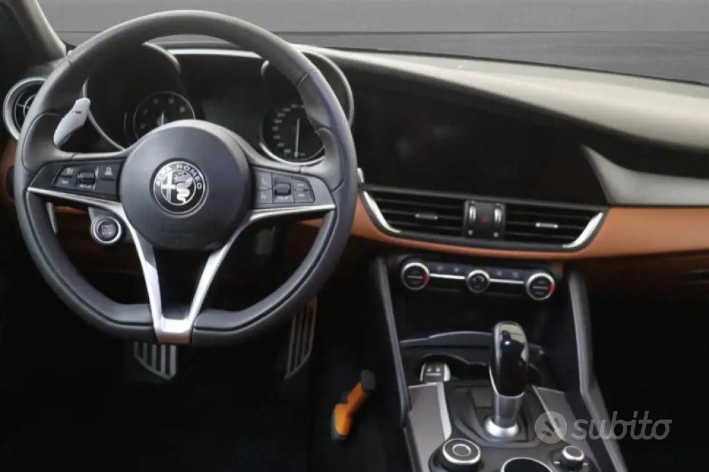 Alfa Romeo Giulia 2020 photo 5
