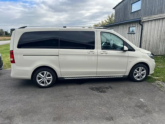 Mercedes-Benz Vito 114 2015 photo 2