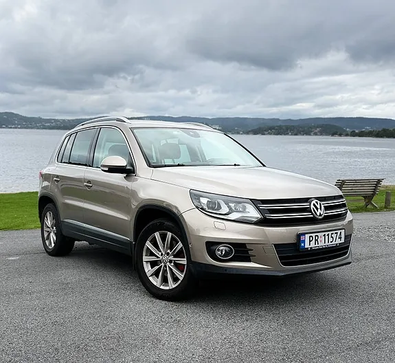 Volkswagen Tiguan 2012 photo 2