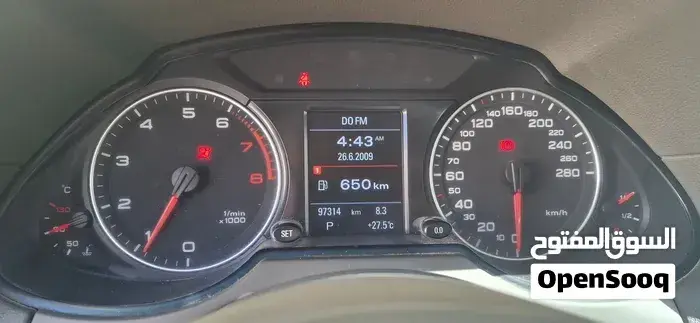 Audi Q5 2010 photo 3