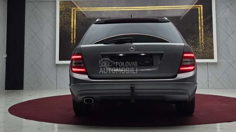 Mercedes-Benz C 220 2012 photo 4