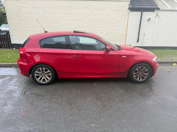 BMW 1 Series 2011 photo 5
