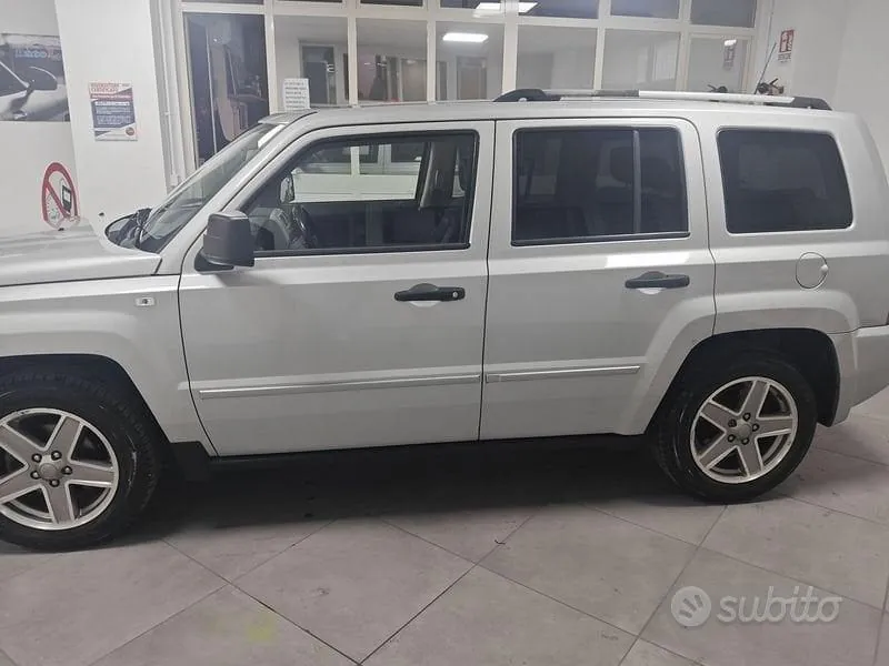 Jeep Patriot photo 3