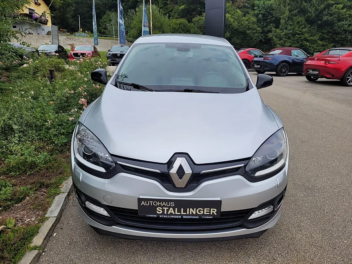 Renault Megane 2015 photo 2