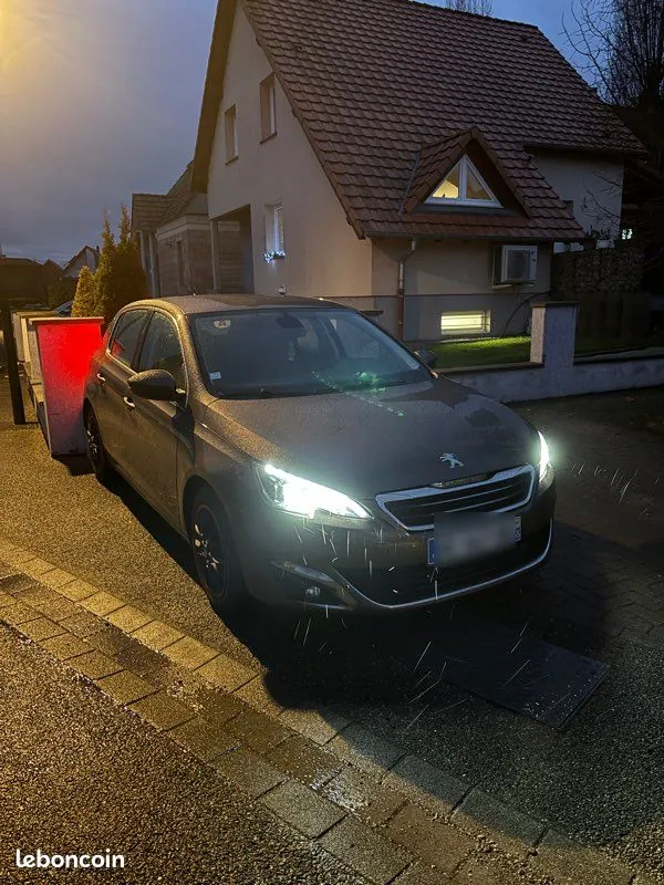 Peugeot 308