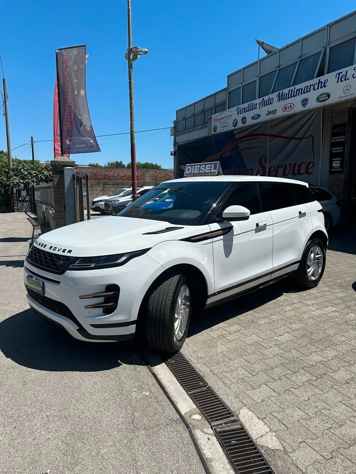 Land Rover Range Rover Evoque 2019 photo 2