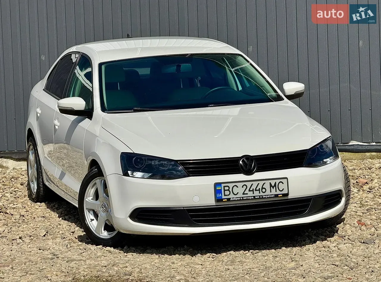 Volkswagen Jetta 2013 photo 3