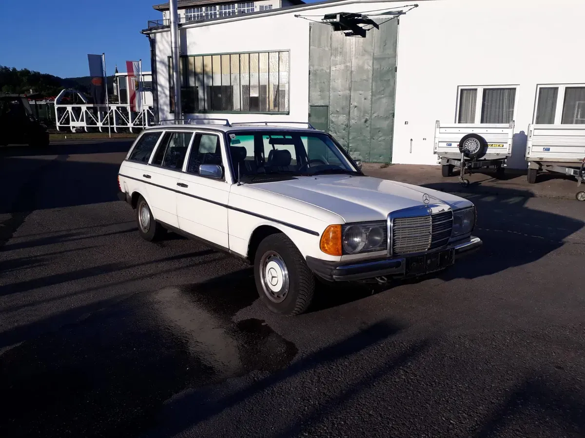 Mercedes-Benz Sonstige 1980 photo 3