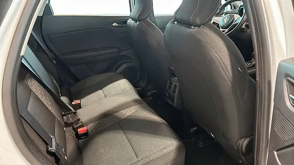Renault Captur 2024 photo 5