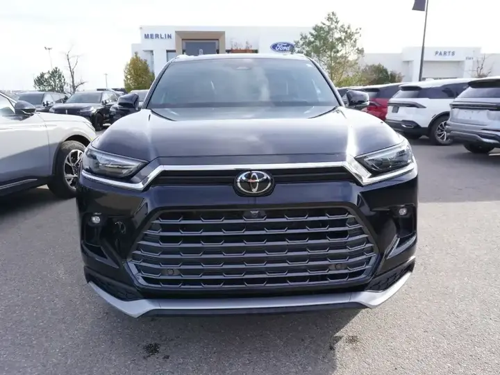 Toyota Grand Highlander 2024 photo 2