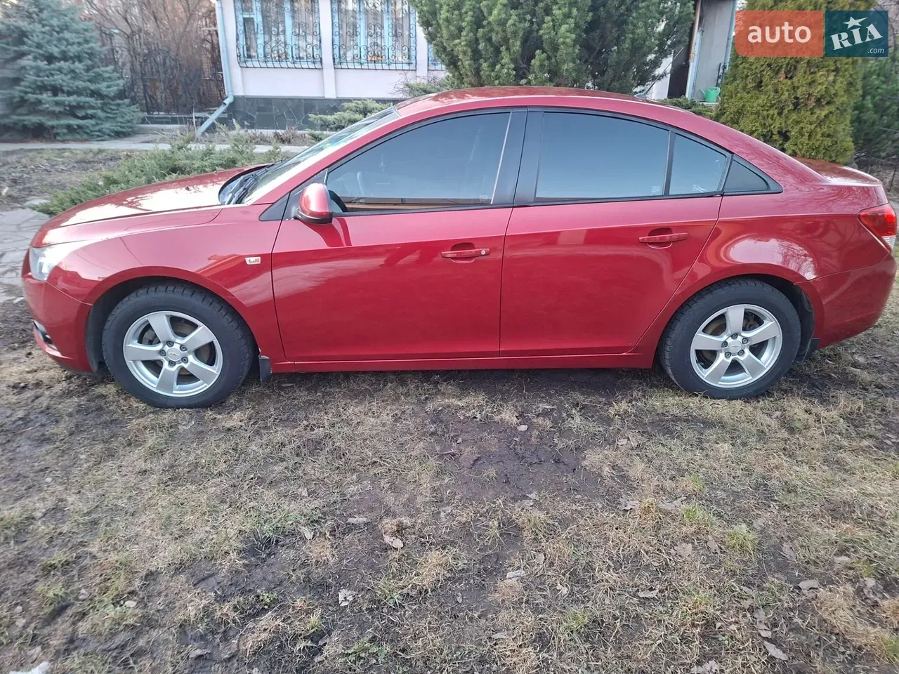 Chevrolet Cruze 2010 photo 3
