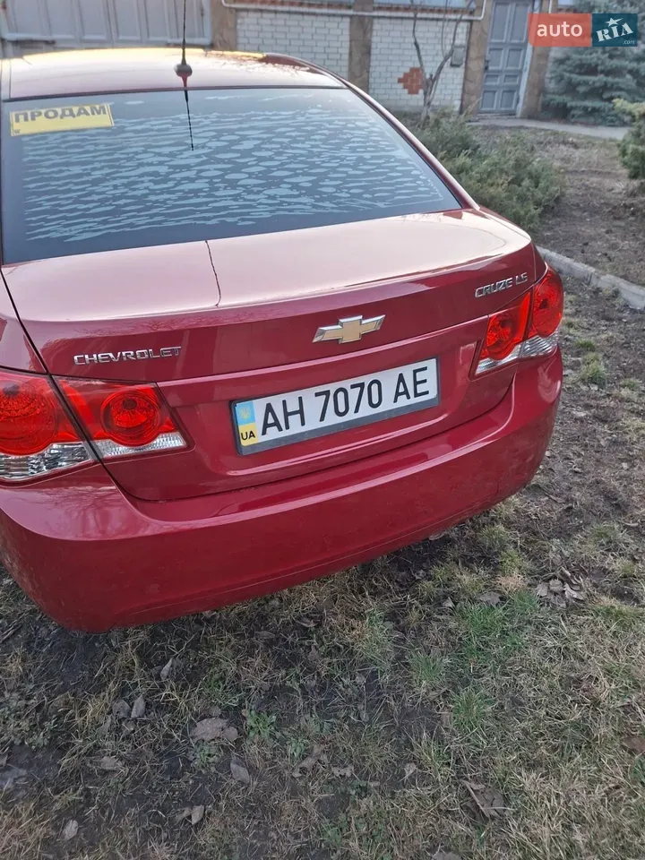 Chevrolet Cruze 2010 photo 2