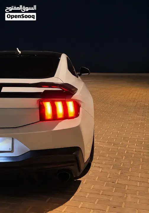 Ford Mustang 2024 photo 2