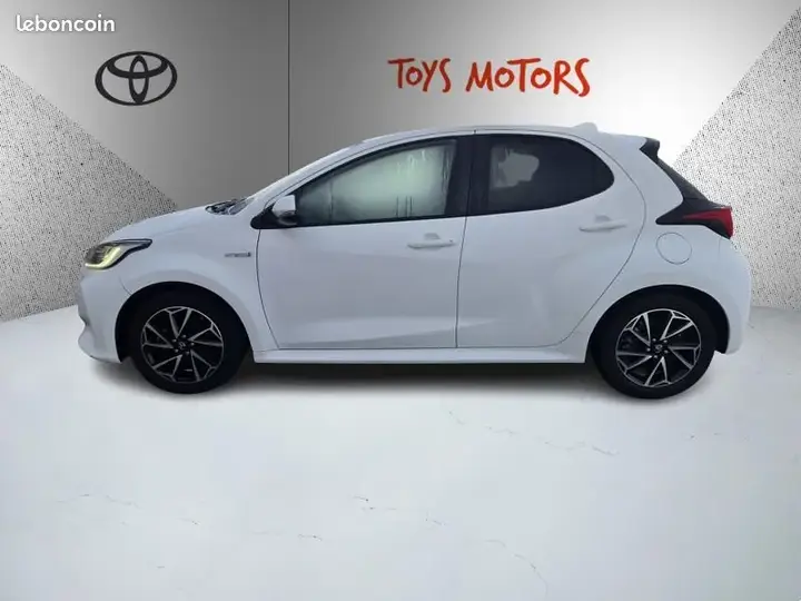 Toyota Yaris 2020 photo 2