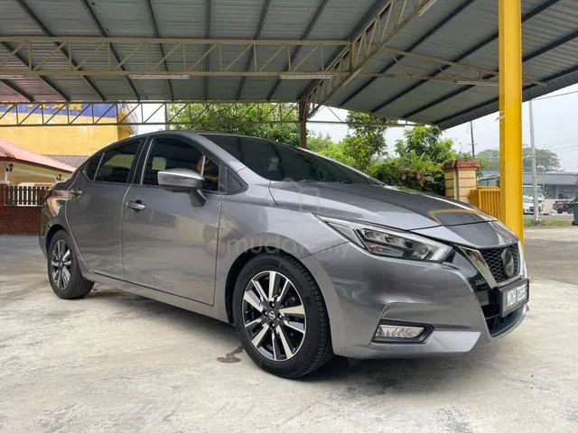 Nissan Almera