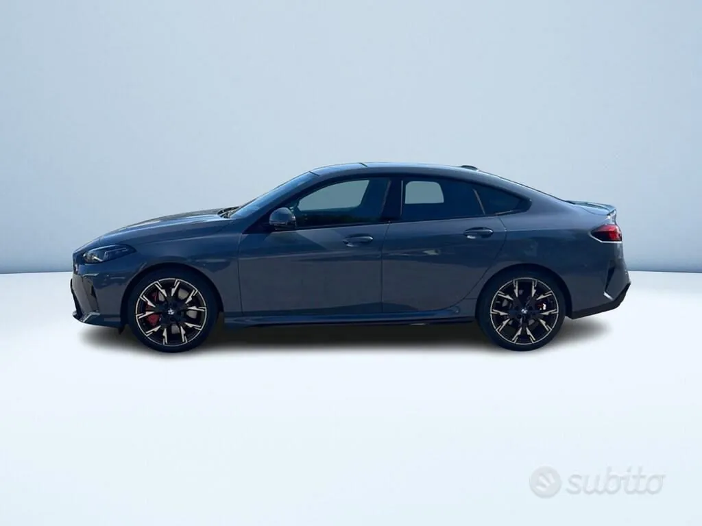 BMW 2 Series 2025 photo 4