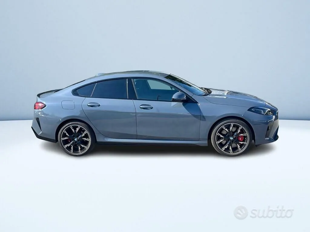 BMW 2 Series 2025 photo 5