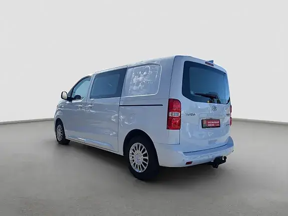 Toyota Proace 2023 photo 3