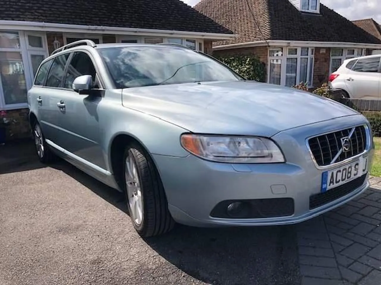 Volvo V70 2008 photo 2