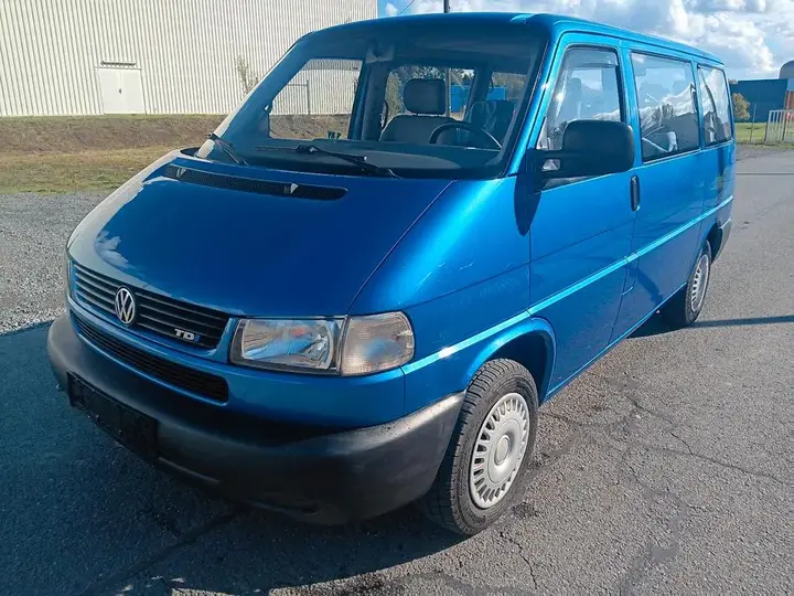 Volkswagen T4 Caravelle