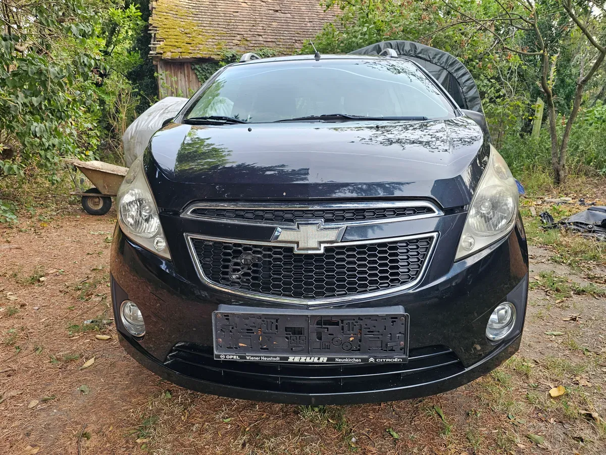 Chevrolet Spark 2011 photo 2