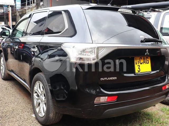 Mitsubishi Outlander 2014 photo 4