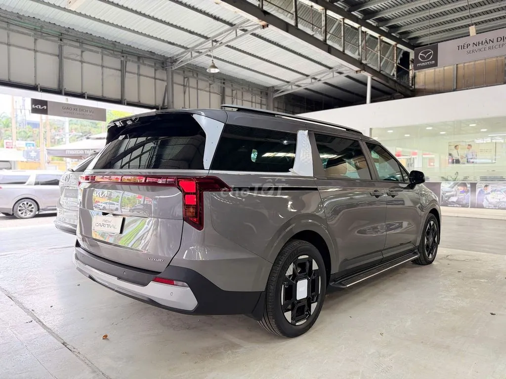Kia Carnival 2025 photo 5