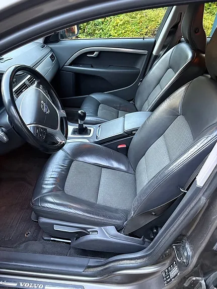 Volvo V70 2011 photo 5