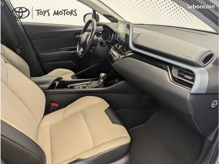 Toyota C-Hr 2020 photo 4