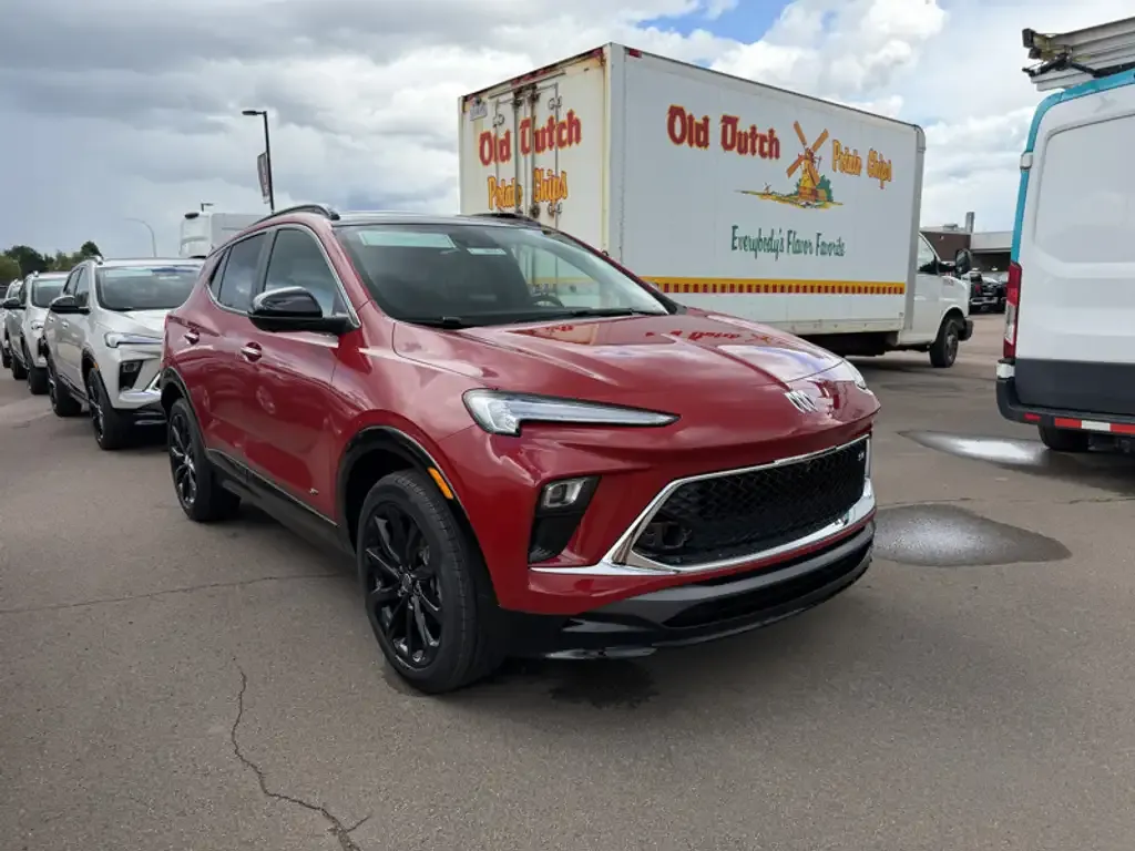 Buick Encore 2026 photo 2