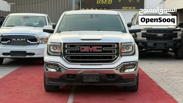 GMC Sierra 2016 photo 2