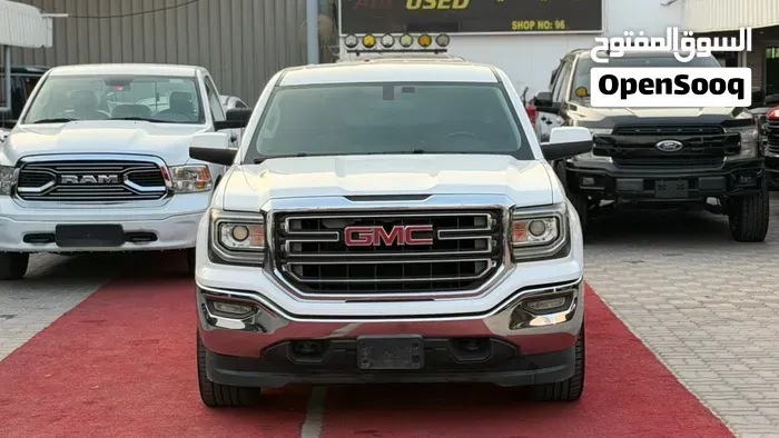 GMC Sierra