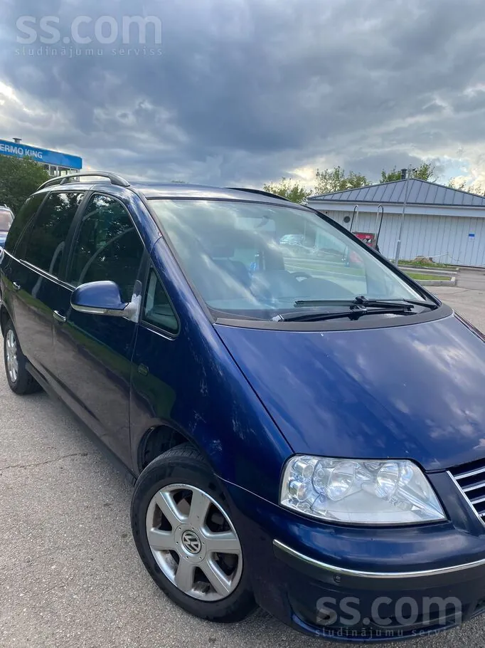 Volkswagen Sharan 2008 photo 2
