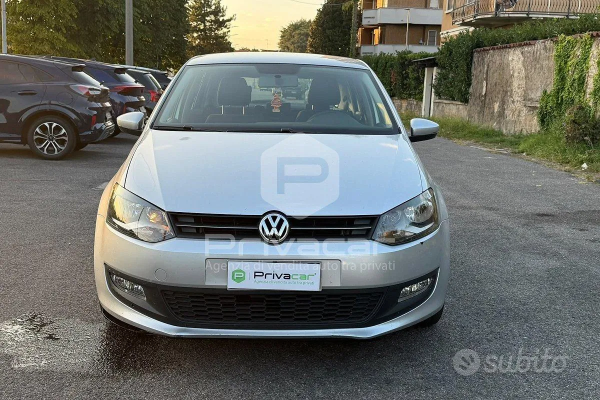 Volkswagen Polo 2011 photo 2