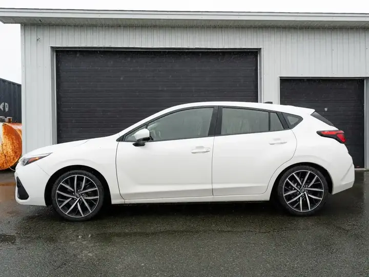 Subaru Impreza 2024 photo 3