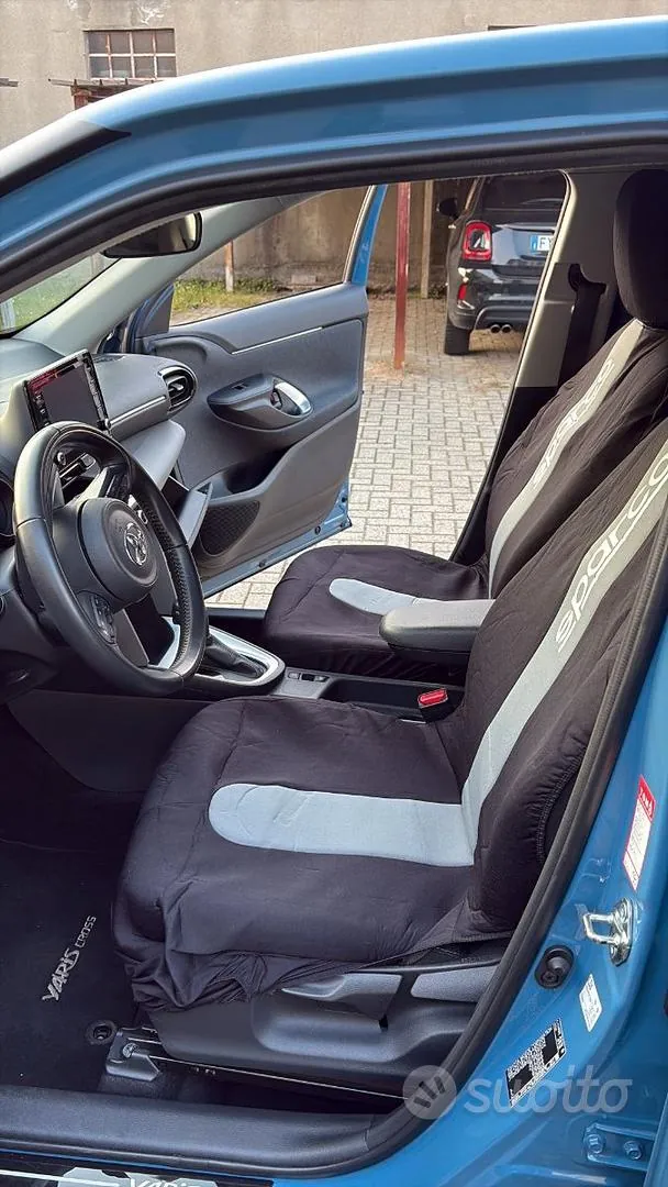 Toyota Yaris Cross 2022 photo 2
