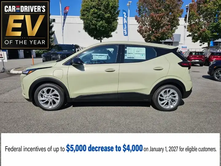 Chevrolet Bolt 2027 photo 4
