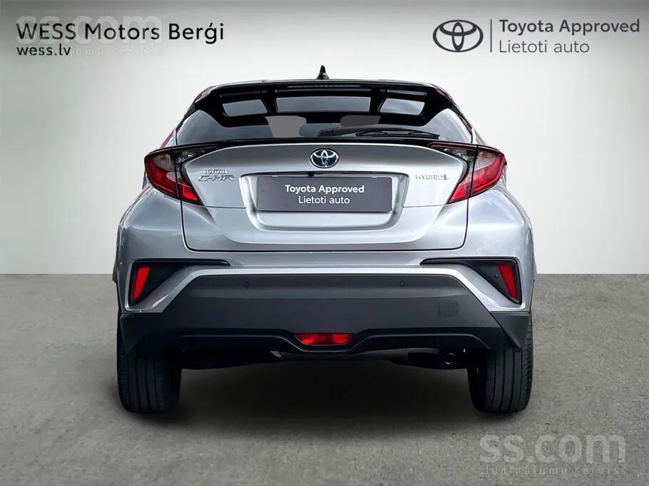 Toyota C-Hr 2023 photo 4