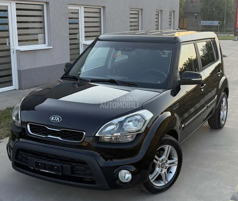 Kia Soul 2012 photo 2