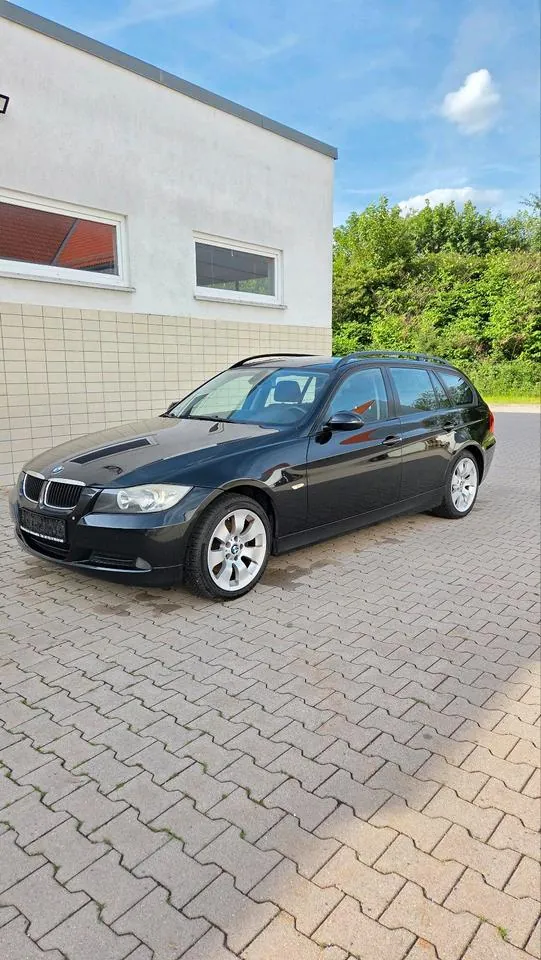 BMW 320I