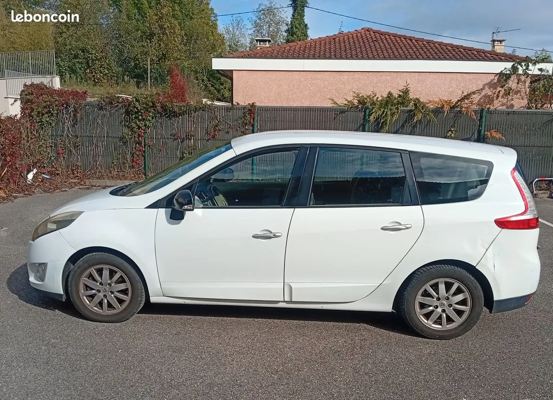 Renault Grand Scenic