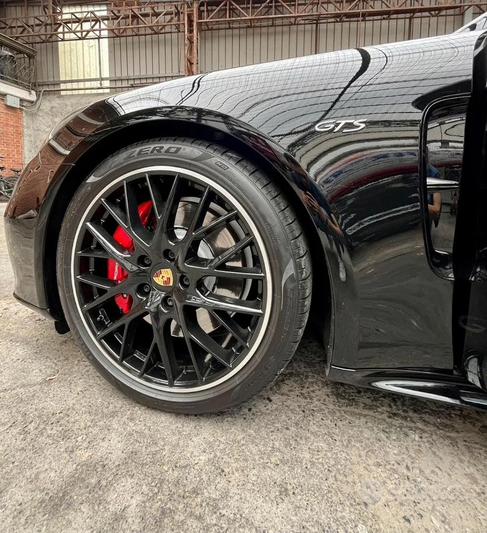 Porsche Panamera 2019 photo 2
