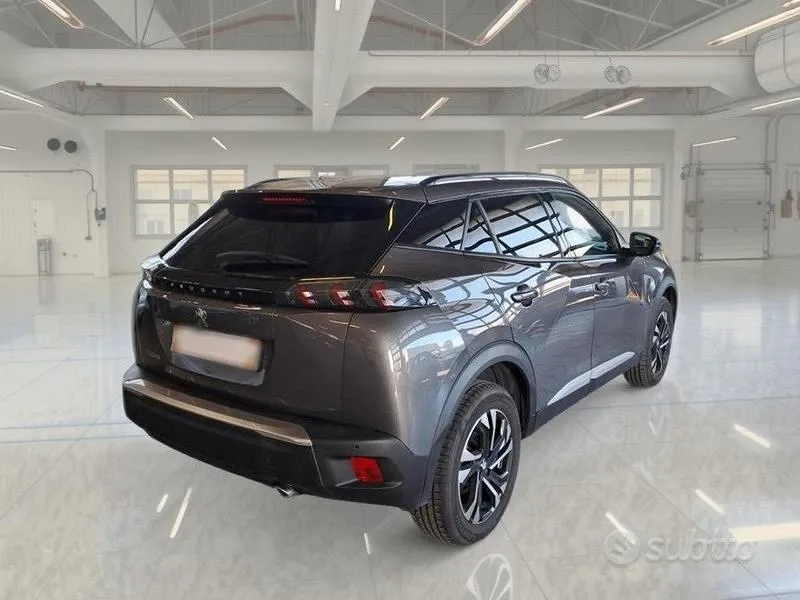 Peugeot 2008 2023 photo 4