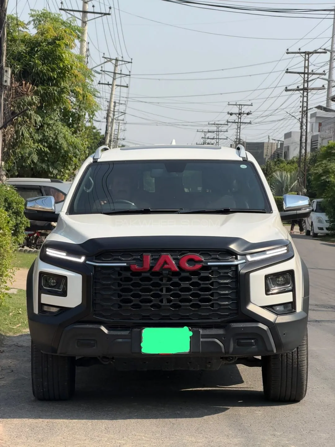 JAC T9