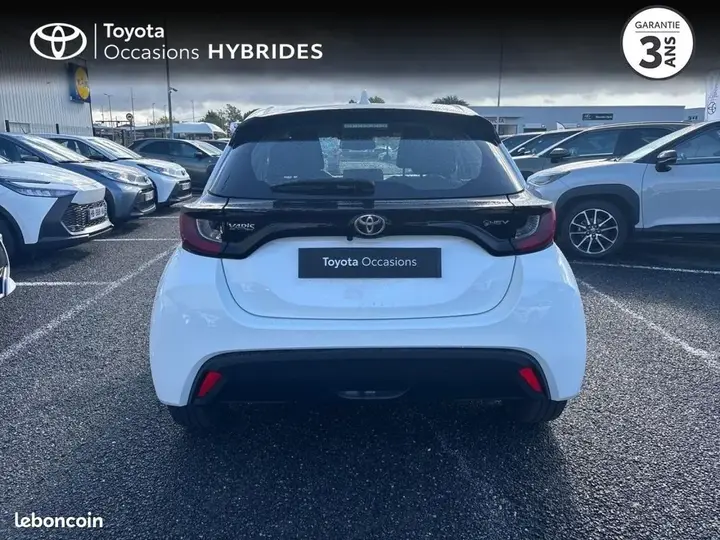 Toyota Yaris 2024 photo 4